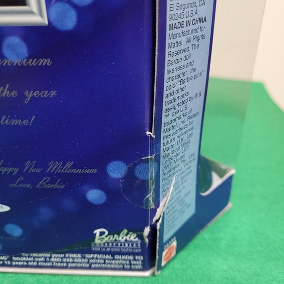 (2) Millennium Barbies . - Picture 7 of 8